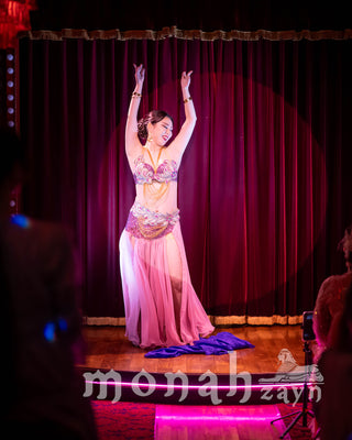 Golden Casino | Natsuko | Photo