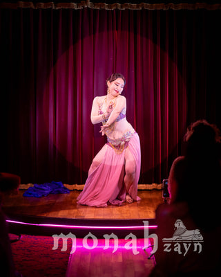 Golden Casino | Natsuko | Photo