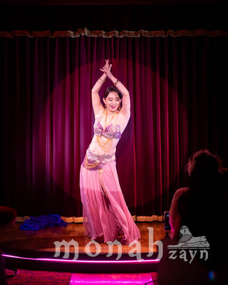 Golden Casino | Natsuko | Photo