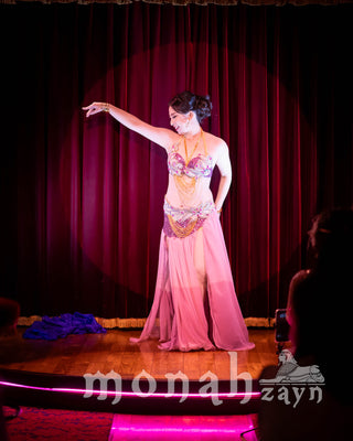 Golden Casino | Natsuko | Photo