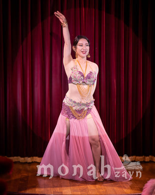 Golden Casino | Natsuko | Photo