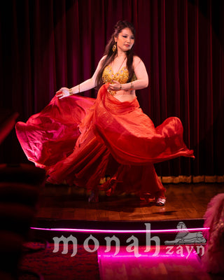 Golden Casino | Natsumi | Photo
