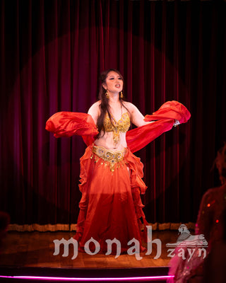 Golden Casino | Natsumi | Photo
