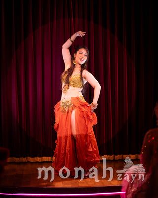 Golden Casino | Natsumi | Photo